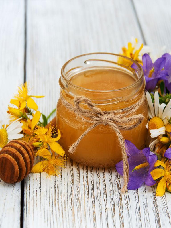 natural bee pollen wholesale suppliers India,propolis dealers Delhi,bee wax traders Dubai,royal jelly distributors India,bee keeping equipments wholesalers Delhi